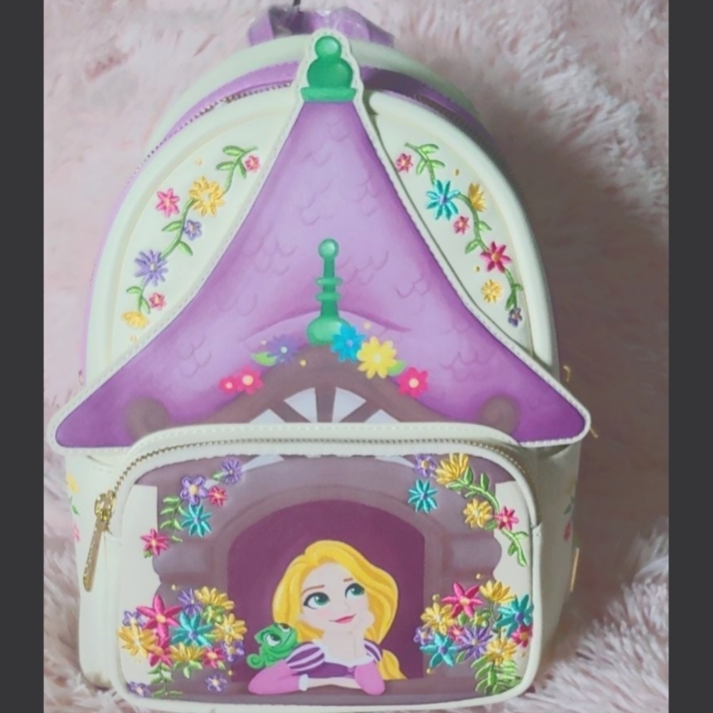 tangled Loungefly backpack new with tags - Picture 1 of 7